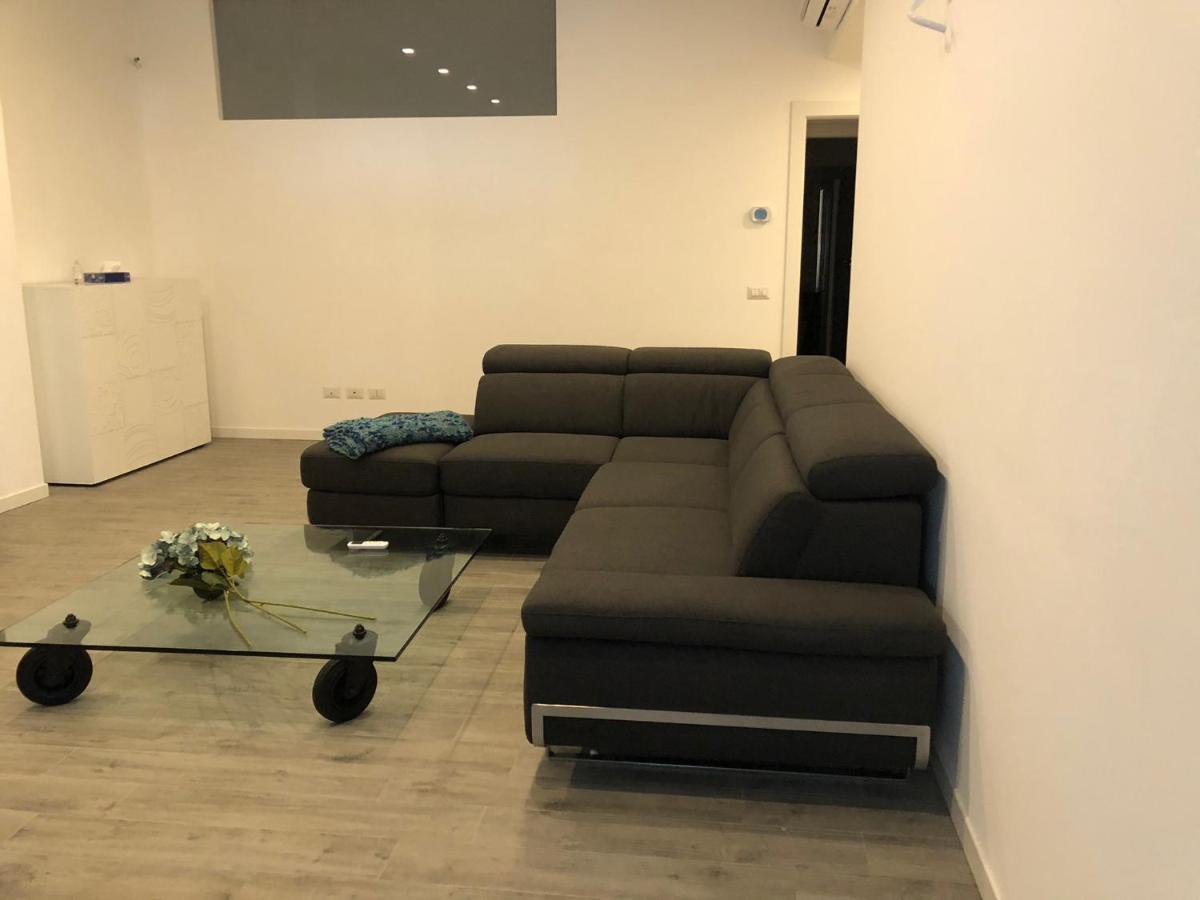 Sweethome Lissone Bagian luar foto